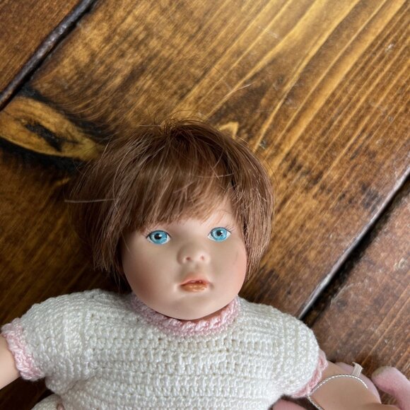 Pauline Bjonness Jacobsen Baby Doll Porcelain Brown Hair Blue Eyes Crochet - Picture 2 of 10